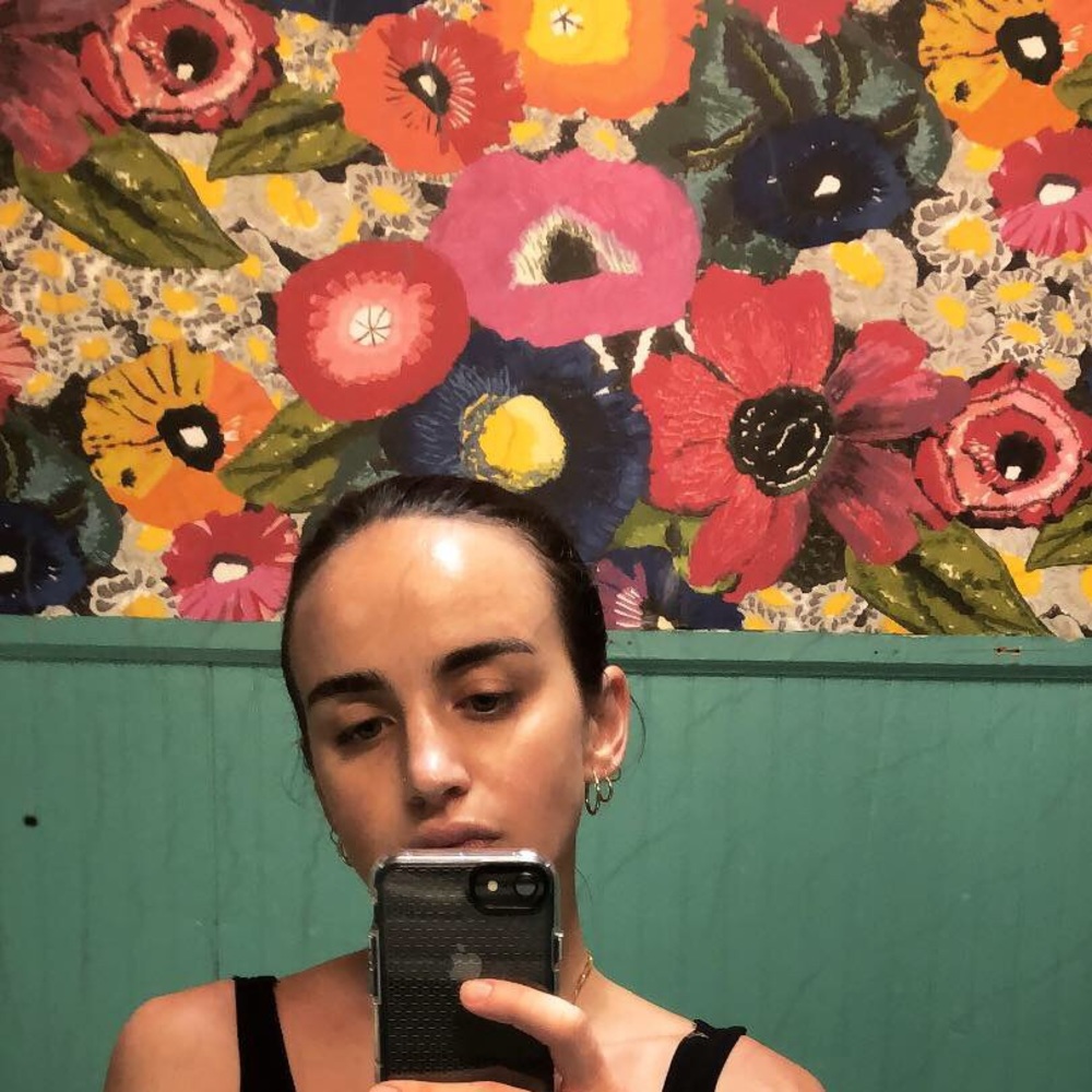 Meet your Posher, Alyssa